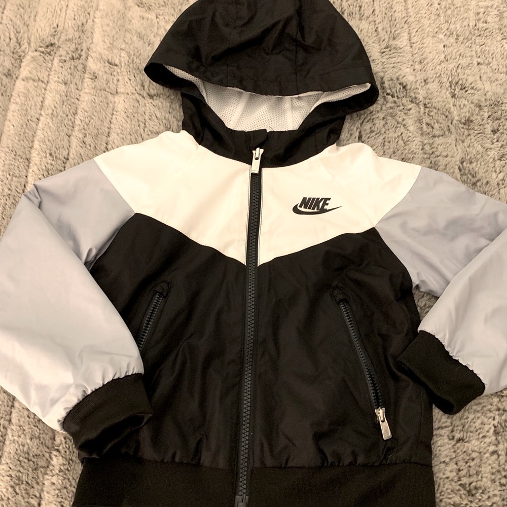 Nike windbreaker zip up